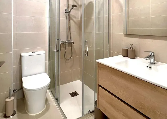 Street Full Of Light Santender